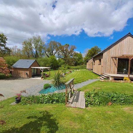 Chalets De Pont Cob Avec Spa Gouézec Exterior foto