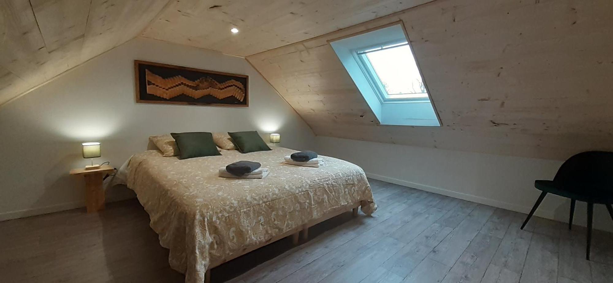 Chalets De Pont Cob Avec Spa Gouézec Exterior foto