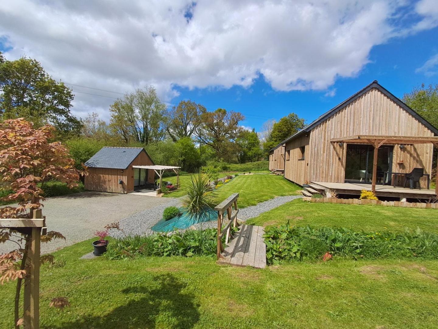 Chalets De Pont Cob Avec Spa Gouézec Exterior foto